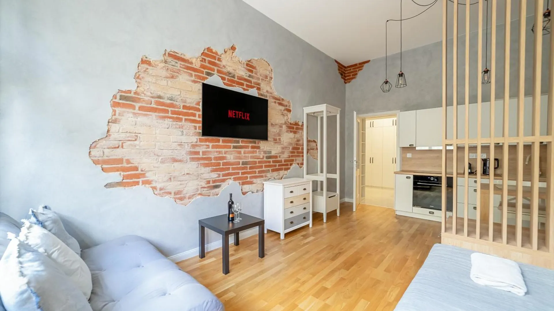 Chic Brick Suite In Historic Prague City Center By Rentez
